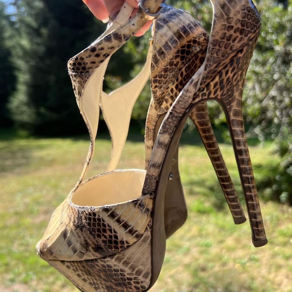 Sergio Rossi Genuine Italian Leather Snakeskin Platforms Stilettos Heels Pumps
